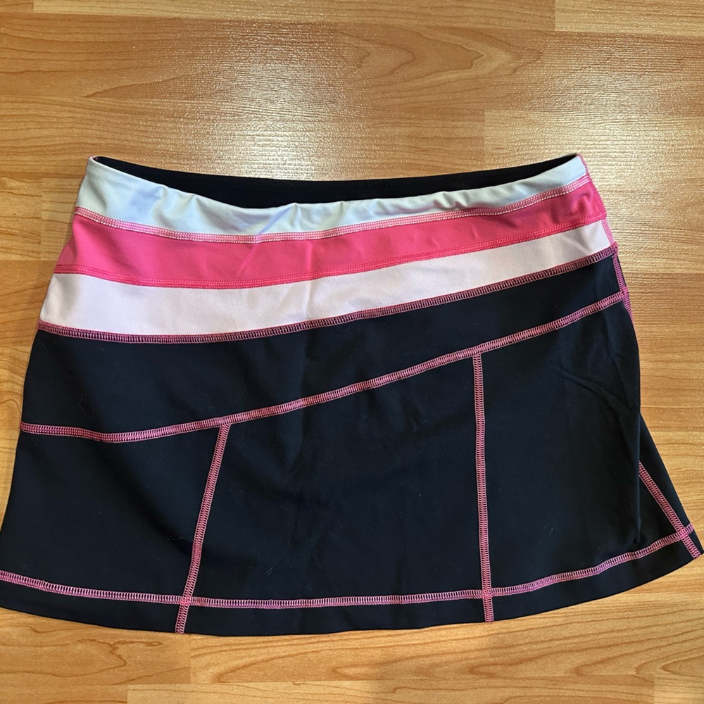 Reversible Y2K Lululemon Black Skirt